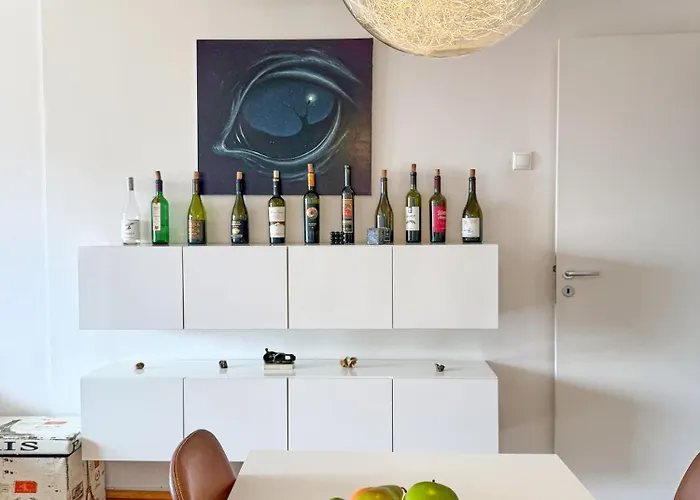 Apartamento Main Street Sunshine 2 King Bdr