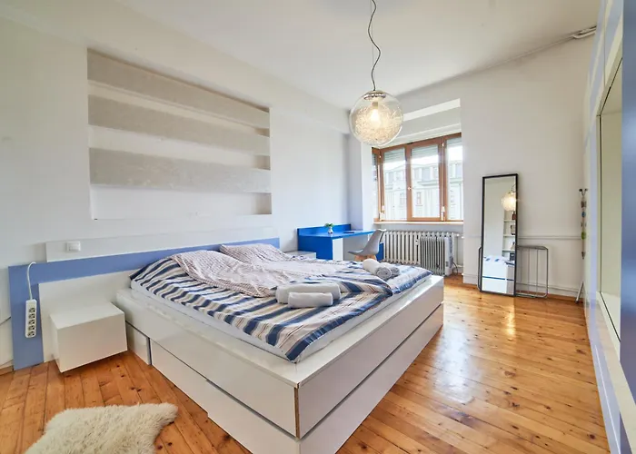 Main Street Sunshine 2 King Bdr