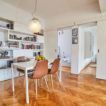 Spacious Flat On Sofia's Main Street * Sófia