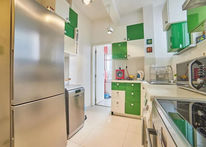 Main Street Sunshine 2 King Bdr Sófia