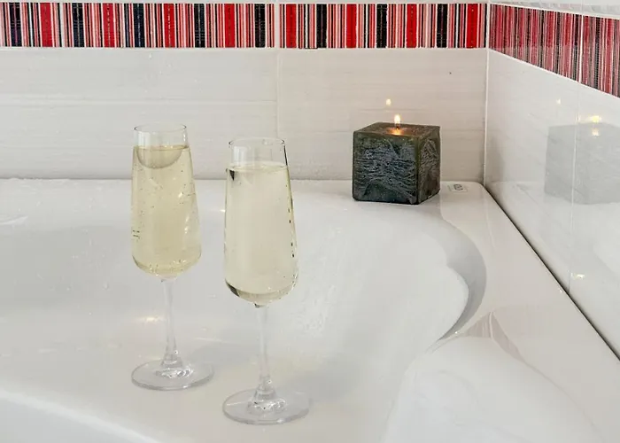 Main Street Sunshine 2 King Bdr