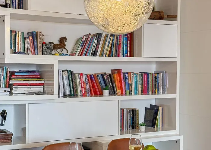 Main Street Sunshine 2 King Bdr Apartament *