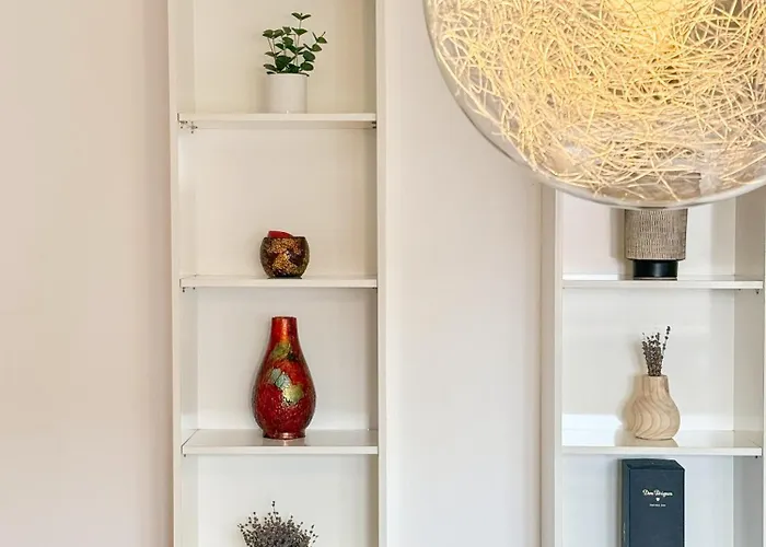 Apartament Main Street Sunshine 2 King Bdr