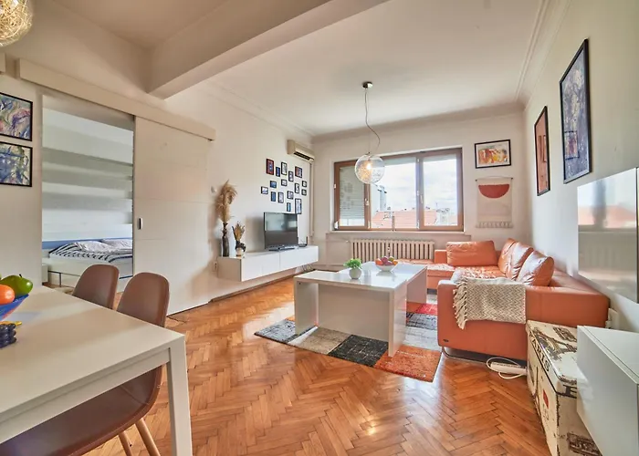 Appartamento Main Street Sunshine 2 King Bdr